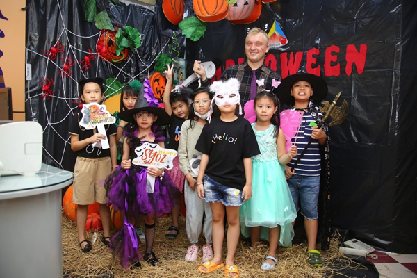 S02-Halloween-3