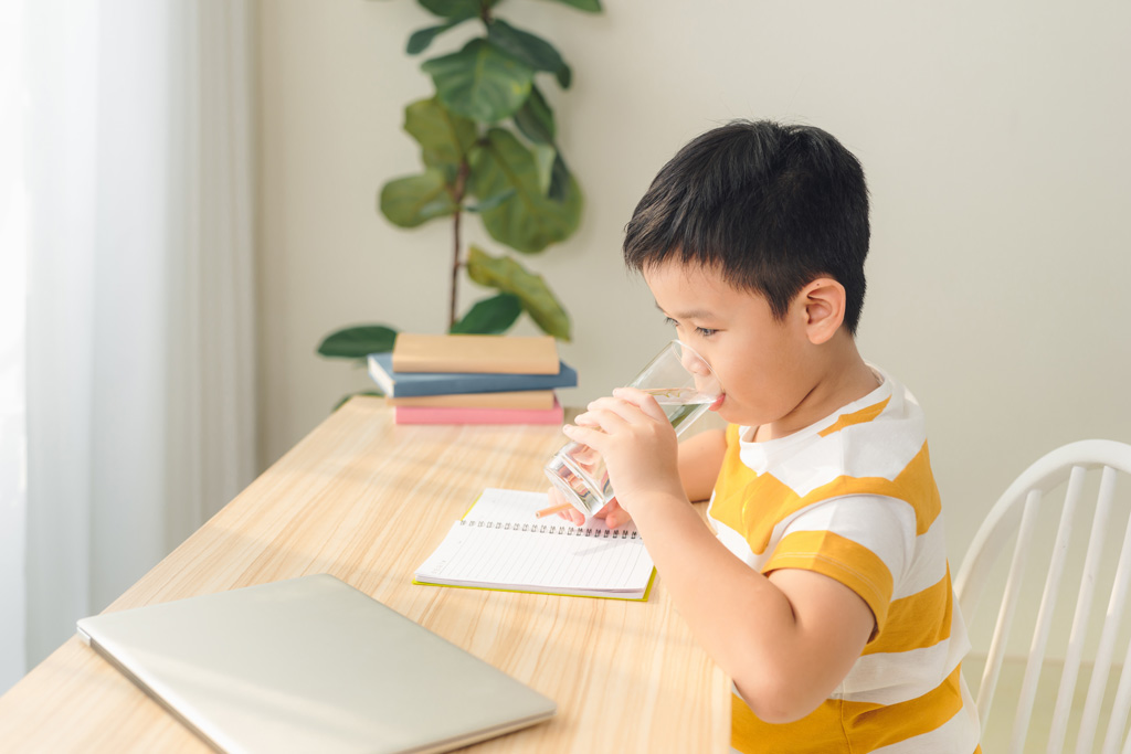Gợi ý nội dung ôn thi Cambridge chi tiết cho trẻ ngay tại nhà