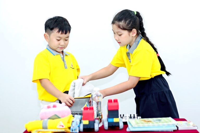 Học LLC88.com đặc quyền hội viên vip kết hợp phát triển kỹ năng sống cho trẻ tiểu học